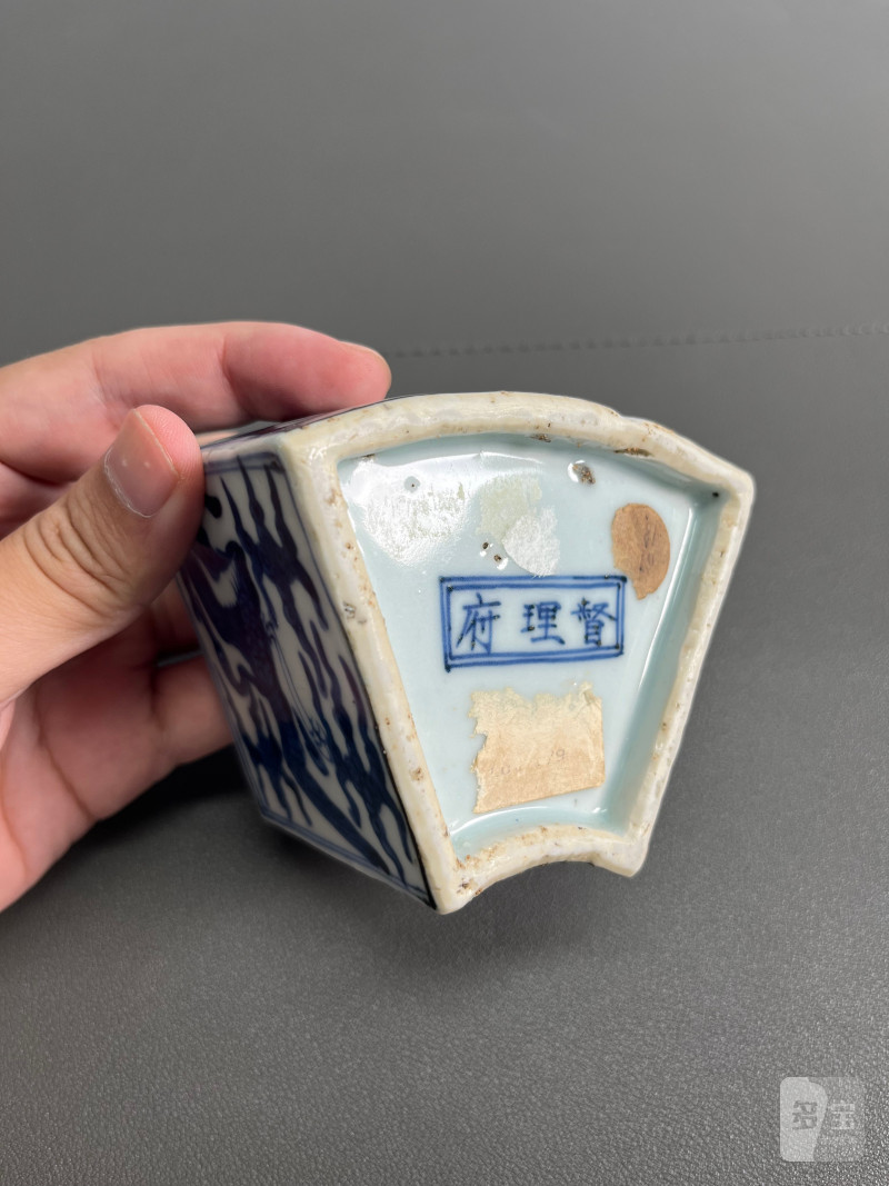 明万历  “督理府”款青花八宝云鹤纹蛐蛐罐（一对） - 图25